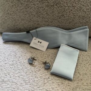 Light Blue Bow Tie and Cufflinks Set